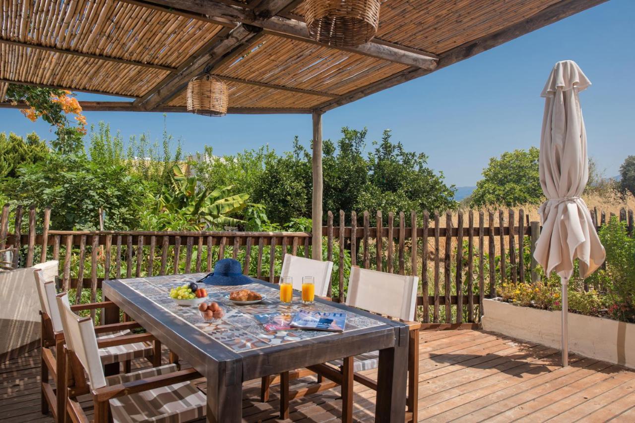 4 Elements Holiday Homes 헐소니소스 외부 사진